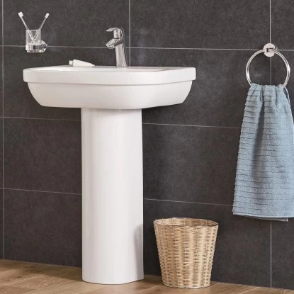 Grohe Standsäule Euro Keramik Alpinweiß 2 Grohe Standsäule Euro Keramik Alpinweiß – Bild 2